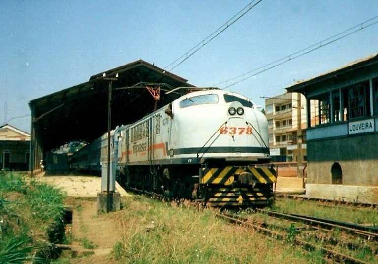 Trem Locomotiva Elétrica